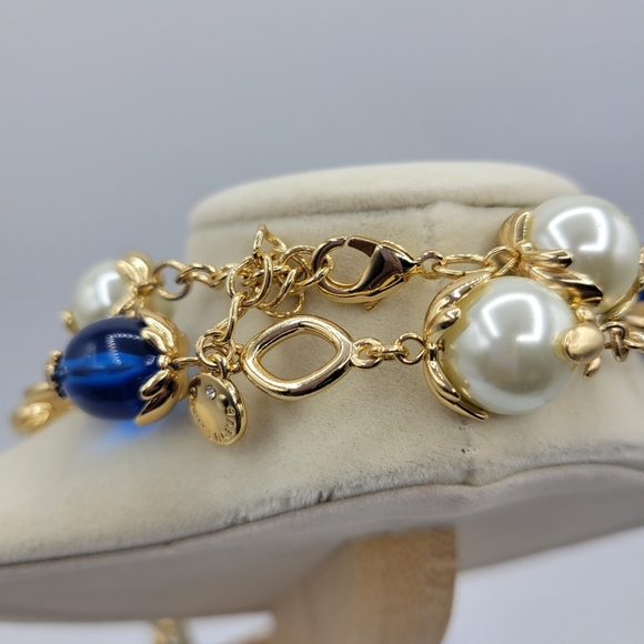 Elegant Goldtone and Blue Beaded Necklace / Finer Costume - Picture 3 of 4